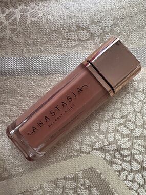 Anastasia Beverly Hills Liquid Lipstick - peachy nude